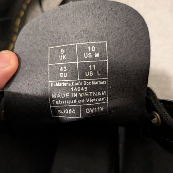 Dr. Martens Vegan 1460 Felix Lace Up Boots - Black - Size 11W or 10M - Picture 4 of 4